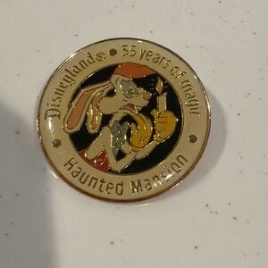 Disneyland Haunted Mansion Roger Rabbit Pin from the 35 years of‎ Magic Set 1990